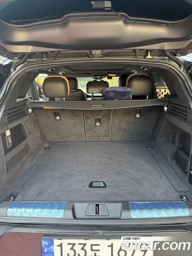 Land Rover Range Rover Sport 2023 — Photo 2/10
