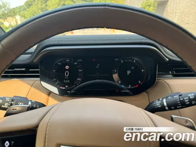 Land Rover Range Rover Sport 2023 — Photo 6/10