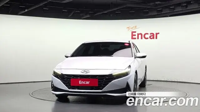 Hyundai Avante 2020 — Photo 3/20