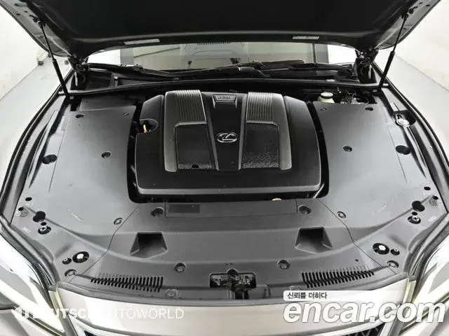Lexus LS500 2021 — Photo 14/20
