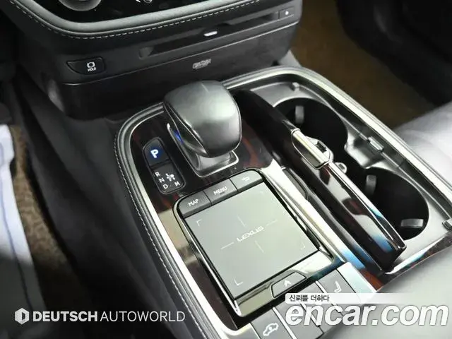 Lexus LS500 2021 — Photo 20/20
