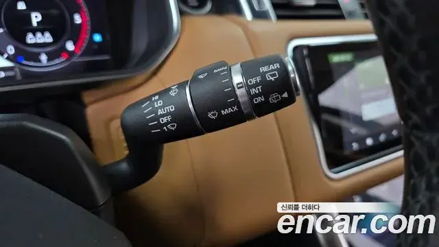 Land Rover Range Rover Sport 2019 — ფოტო 33/34