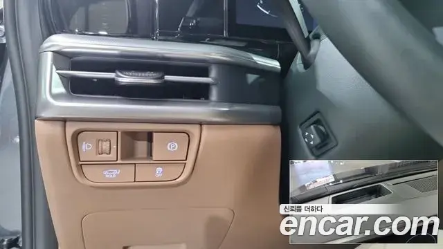 Hyundai Grandeur 2024 — Фото 17/18