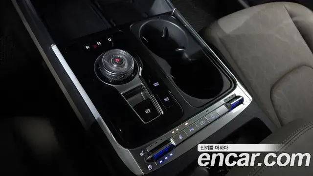 Kia Carnival 2023 — Photo 9/20