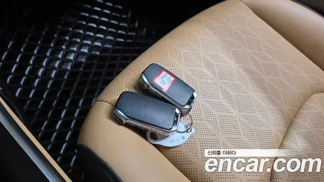 Kia Carnival 2022 — Photo 15/20