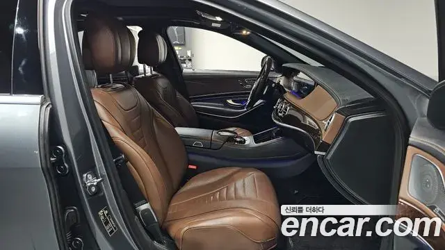 Mercedes-Benz S-Class 2018 — Photo 11/20