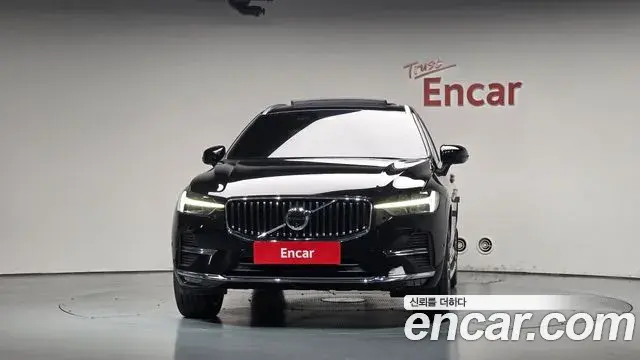 Volvo XC60 2024 — Şəkil 16/39