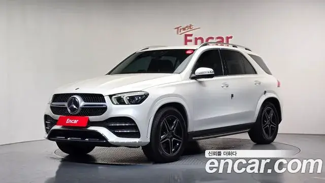 Mercedes-Benz GLE-Class 2019 — ფოტო 1/20