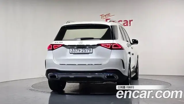 Mercedes-Benz GLE-Class 2019 — ფოტო 4/20