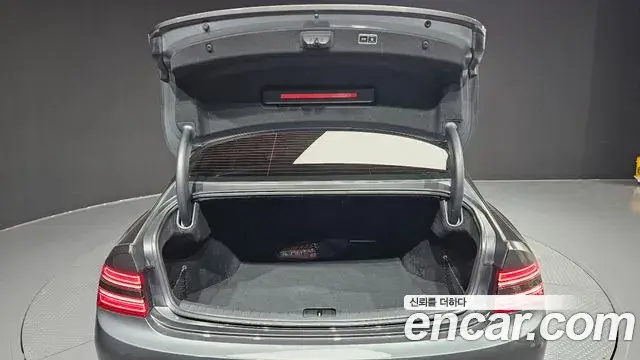 Genesis Electrified G80 2022 — Photo 20/20
