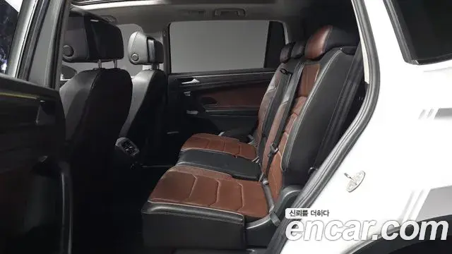 Volkswagen Tiguan Allspace 2023 — Şəkil 26/36