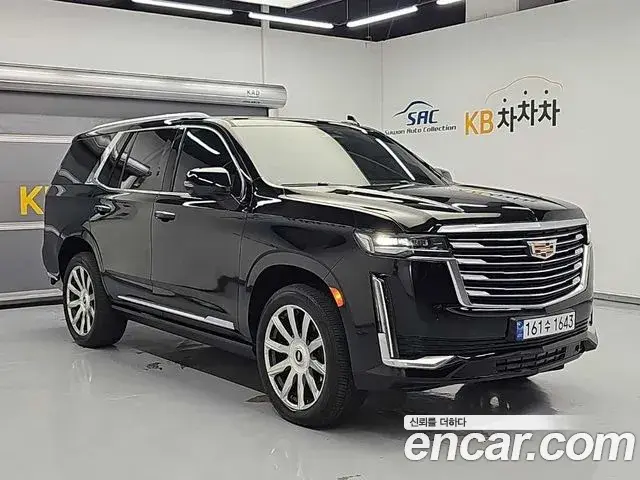 Cadillac Escalade 2023 — ფოტო 4/19