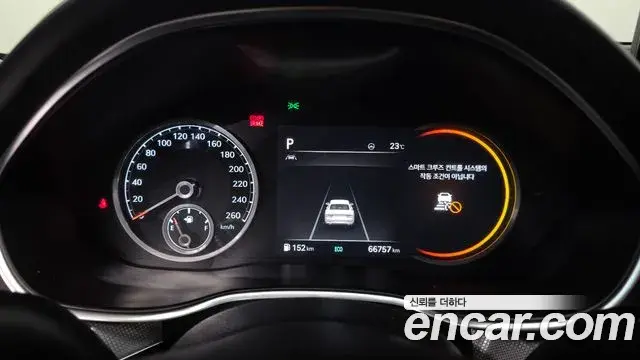 Genesis Electrified G80 2020 — Photo 8/20