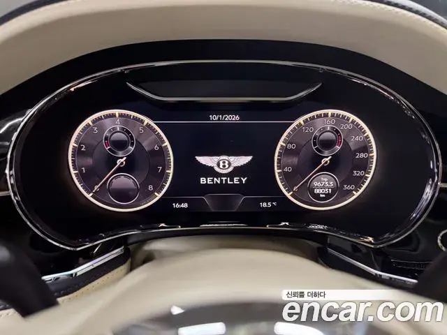 Bentley Flying Spur 2021 — ფოტო 15/20