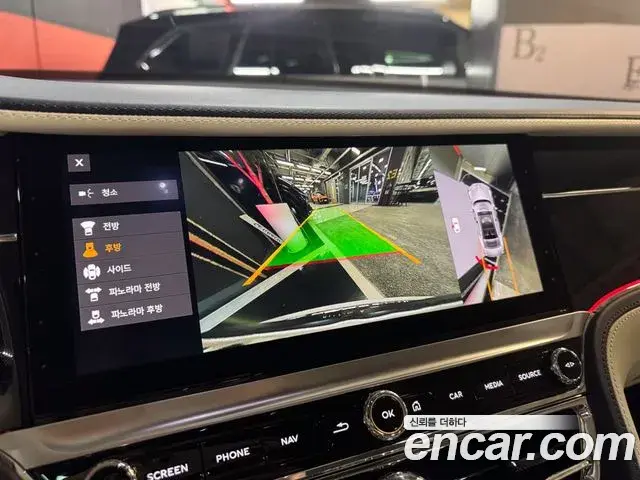 Bentley Flying Spur 2021 — ფოტო 8/20