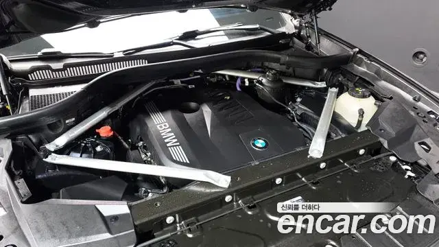 BMW X5 2024 — Photo 6/20