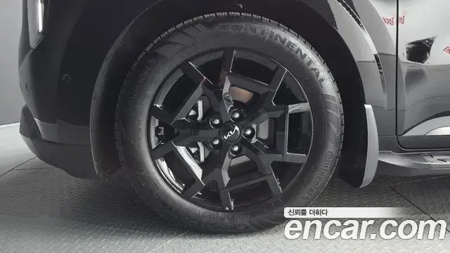 Kia Carnival 2025 — Photo 5/20