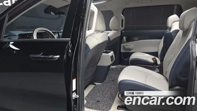 Kia Carnival 2025 — Photo 12/20