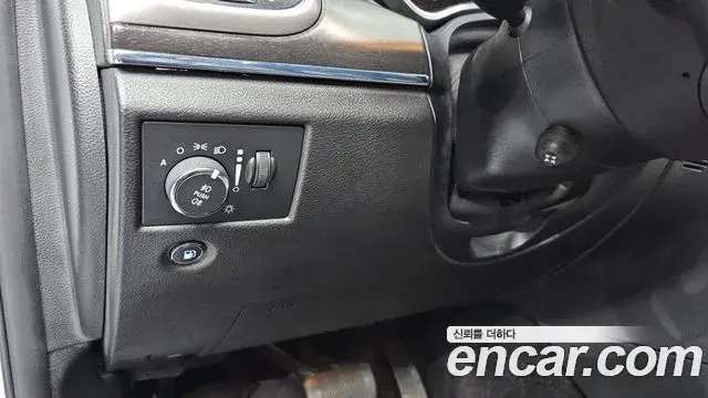 Jeep Grand Cherokee 2018 — Photo 27/30