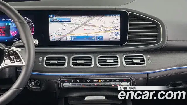 Mercedes-Benz GLE-Class 2026 — Photo 25/33