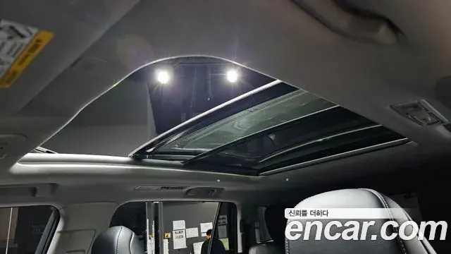 Toyota Highlander 2026 — Şəkil 19/34