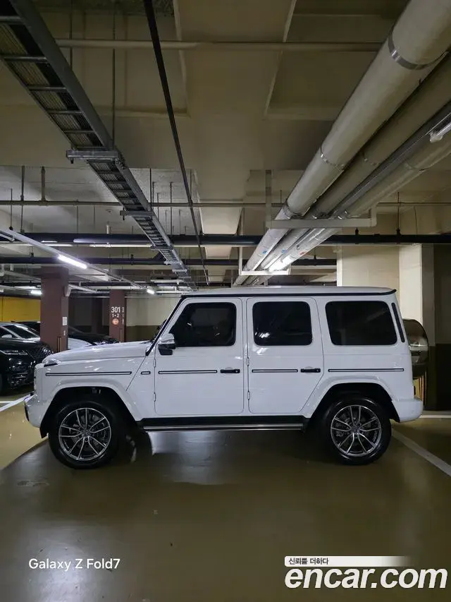 Mercedes-Benz G-Class 2025 — Photo 7/10