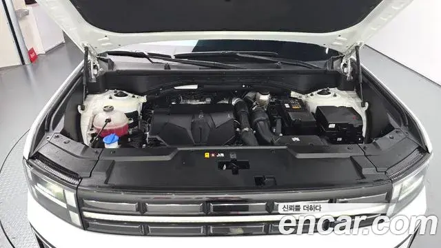 Hyundai Santa Fe 2025 — Photo 6/20