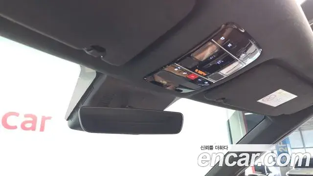 Hyundai Santa Fe 2025 — Photo 18/20