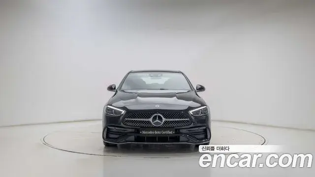 Mercedes-Benz C-Class 2025 — ფოტო 2/20