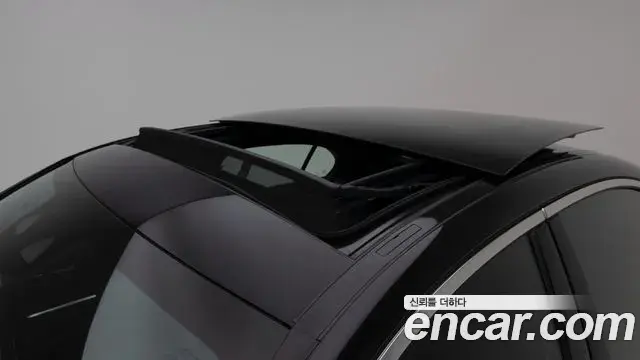 Mercedes-Benz C-Class 2025 — ფოტო 11/20