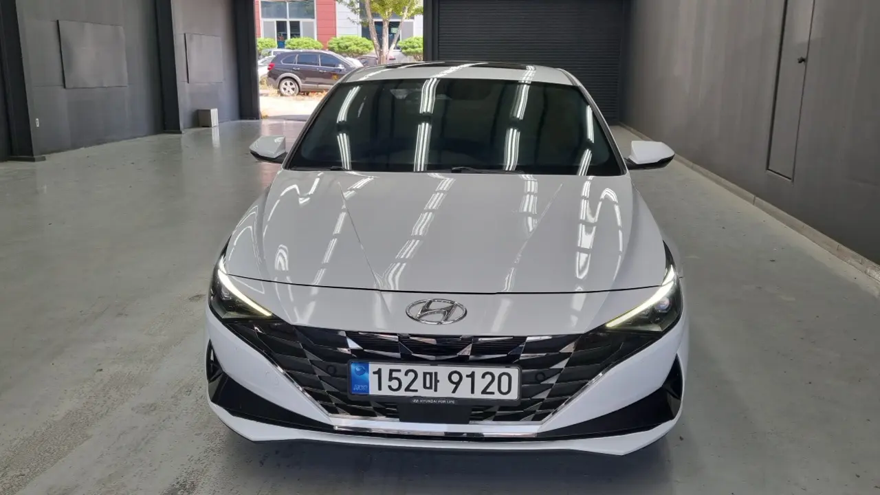 Hyundai Avante 2022 — Photo 3/18