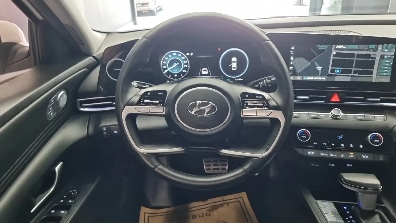 Hyundai Avante 2022 — Photo 13/18