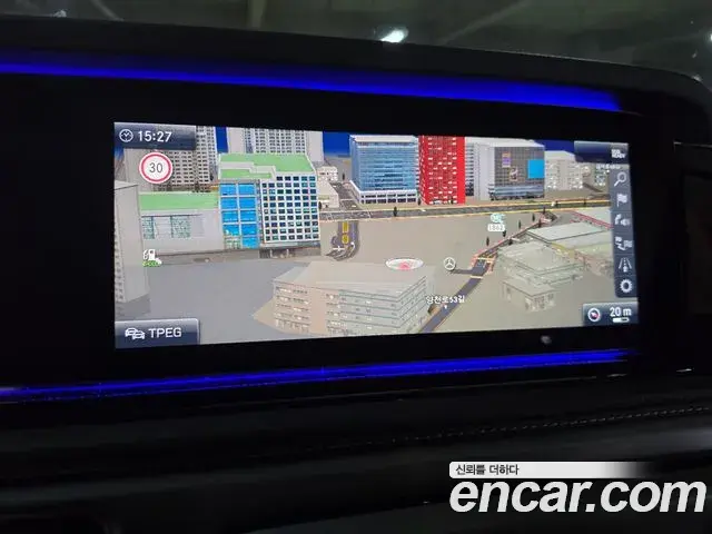 Mercedes-Benz G-Class 2023 — ფოტო 18/20