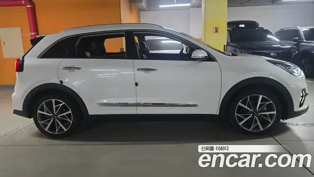 Kia Niro 2019 — Photo 4/20