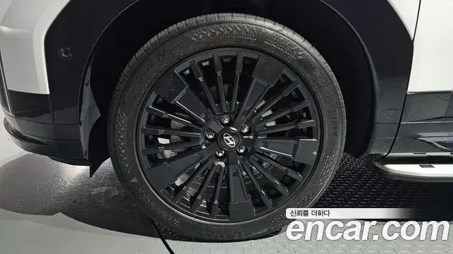Hyundai Santa Fe 2024 — Photo 5/20