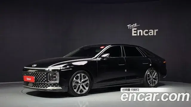 Hyundai Grandeur 2023 — Photo 1/20