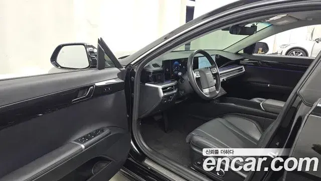 Hyundai Grandeur 2023 — Photo 10/20
