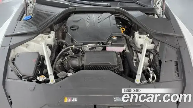 Genesis Electrified G80 2024 — Photo 6/20