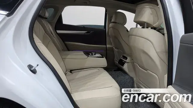 Genesis Electrified G80 2024 — Photo 11/20