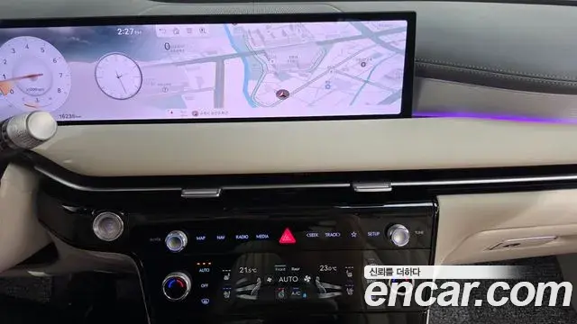 Genesis Electrified G80 2024 — Photo 12/20