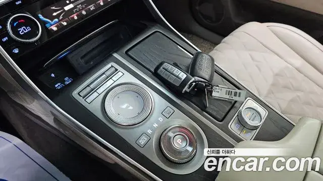Genesis GV80 2021 — Photo 9/20