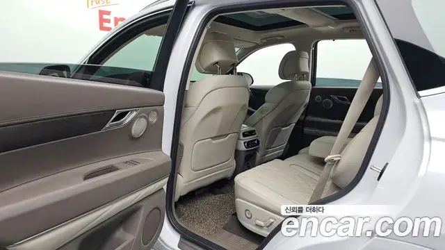Genesis GV80 2021 — Photo 11/20
