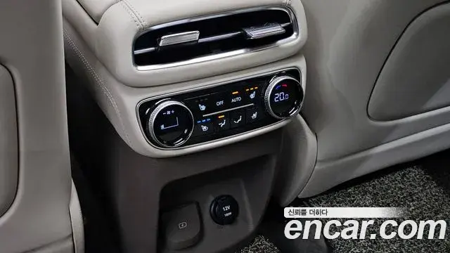 Genesis GV80 2021 — Photo 19/20