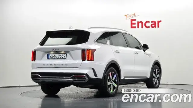 Kia Sorento 2021 — Photo 2/20