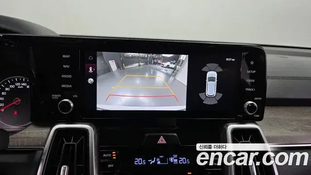 Kia Sorento 2021 — Photo 15/20