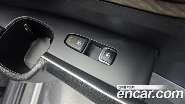 Kia Sorento 2021 — Photo 18/20