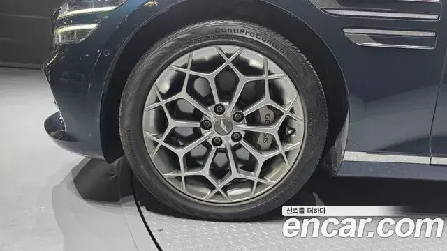 Genesis Electrified G80 2021 — Photo 5/20