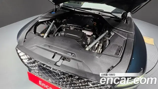 Genesis Electrified G80 2021 — Photo 6/20