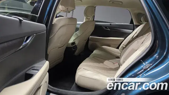 Genesis Electrified G80 2021 — Photo 12/20