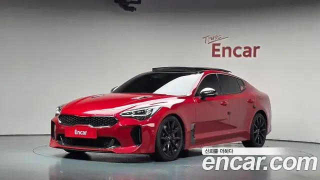 Kia Stinger 2022 — Фото 20/20